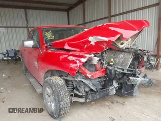 2019 Ram 1500 Big Horn z VIN 1C6RR7TT1KS654516, wystawiony jako IAAI lot #41634431 z przebiegiem 95 199 mil mil oraz . Historia ofert i sprzedaży dostępna na DreamBid. Obrazek 1.