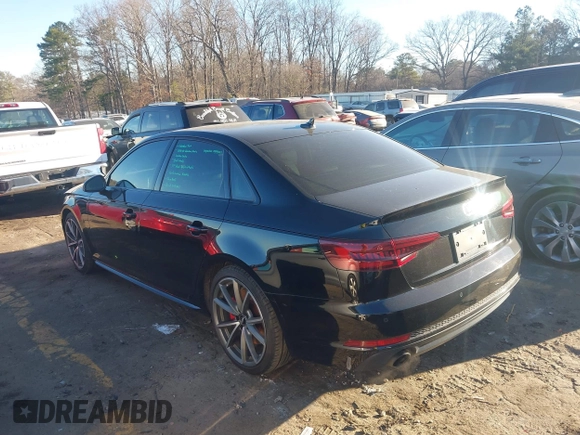2018 Audi A4 Premium Plus with VIN WAUENAF49JA052761, listed as a IAAI auction lot 41697472 with 115,472 mi miles. Bid and sale history available at carsss.com. Image 3.