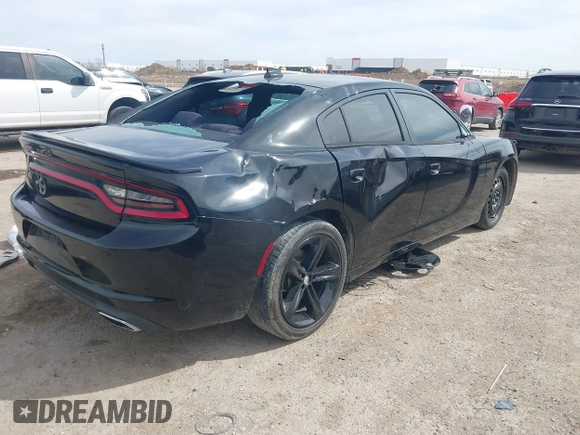 2015 Dodge Charger SXT z VIN 2C3CDXHG7FH777845, wystawiony jako IAAI lot #41791185 z przebiegiem 109 978 mil mil oraz . Historia ofert i sprzedaży dostępna na DreamBid. Obrazek 4.