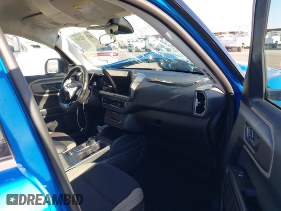 2025 Ford Bronco Sport Big Bend с VIN 3FMCR9BN7SRE51084, выставлен на аукционе IAAI как лот 42552249 с пробегом 4 198 миль миль и . История ставок и продаж доступна на DreamBid. Изображение 5.