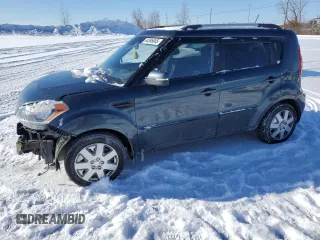 2013 Kia Soul + with VIN KNDJT2A62D7572551, listed as a Copart auction lot 44395045 with 71,026 mi miles and Salvage Title. Bid and sale history available at carsss.com. Image 1.