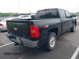 2010 Chevrolet Silverado 1500 LT with VIN 3GCRKSE33AG290425, listed as a IAAI auction lot 42193206 with 243,880 mi miles and . Bid and sale history available at DreamBid. Image 4.