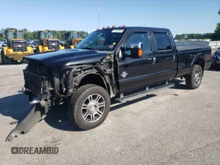 2015 Ford F-350 Platinum with VIN 1FT8W3BTXFEA30693, listed as a Copart auction lot 61465335 with 296,574 mi miles and Salvage title. Bid and sale history available at DreamBid. Image 1.