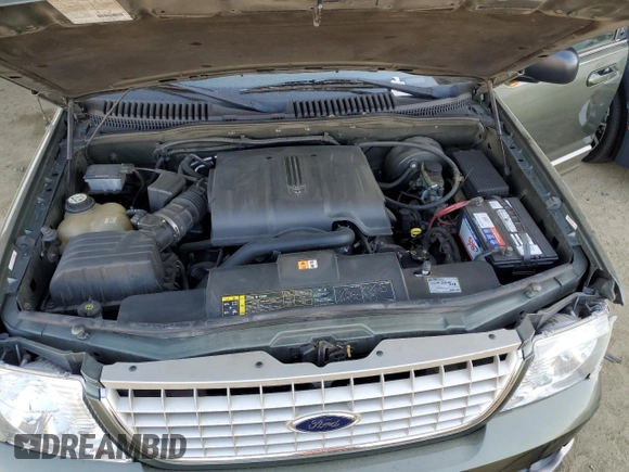 2002 Ford Explorer Eddie Bauer with VIN 1FMZU74W92ZA37349, listed as a Copart auction lot 42960695 with 206,675 mi miles and Salvage title. Bid and sale history available at DreamBid. Image 12.