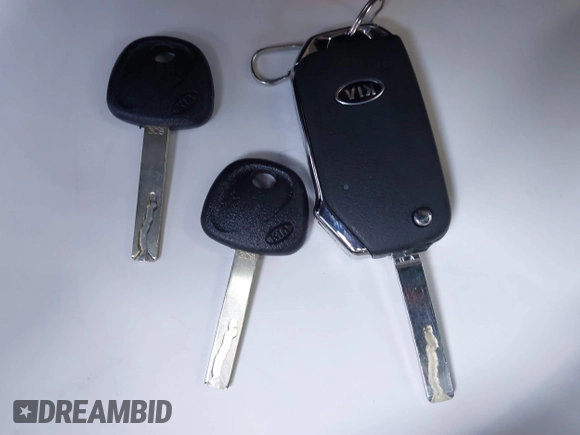 2021 Kia Forte LXS z VIN 3KPF24AD3ME283990, wystawiony jako IAAI lot #41839394 z przebiegiem 66 197 mil mil oraz . Historia ofert i sprzedaży dostępna na DreamBid. Obrazek 11.