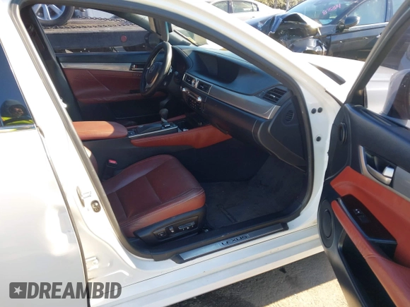 2013 Lexus GS 350 z VIN JTHBE1BL9D5013652, wystawiony jako IAAI lot #41282929 z przebiegiem 189 730 mil mil oraz . Historia ofert i sprzedaży dostępna na DreamBid. Obrazek 5.