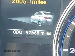 2014 Hyundai Sonata Limited with VIN 5NPEC4AB3EH911843, listed as a IAAI auction lot 42203811 with 97,665 mi miles and . Bid and sale history available at DreamBid. Image 7.