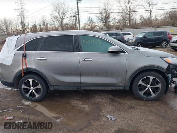 2018 Kia Sorento EX with VIN 5XYPHDA55JG420454, listed as a IAAI auction lot 41456515 with 96,108 mi miles and . Bid and sale history available at carsss.com. Image 13.
