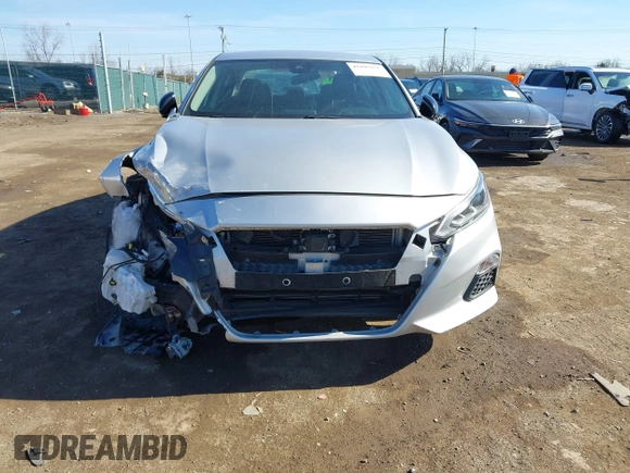 2020 Nissan Altima 2.5 SR with VIN 1N4BL4CV9LC234550, listed as a IAAI auction lot 41895070 with 58,707 mi miles. Bid and sale history available at carsss.com. Image 6.