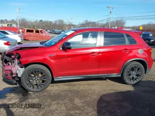 2019 Mitsubishi Outlander ES z VIN JA4AR3AU2KU020205, wystawiony jako IAAI lot #41591784 z przebiegiem 26 336 mil mil oraz . Historia ofert i sprzedaży dostępna na DreamBid. Obrazek 14.