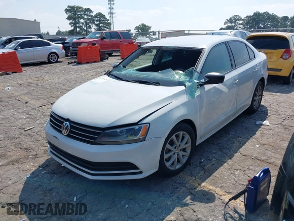 2015 Volkswagen Jetta SE with VIN 3VWD17AJ7FM235397, listed as a IAAI auction lot 40158694 with 205,163 mi miles and . Bid and sale history available at DreamBid. Image 6.
