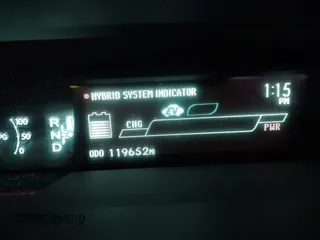 2015 Toyota Prius Four z VIN JTDKN3DU9F1889635, wystawiony jako IAAI lot #42189280 z przebiegiem 119 652 mil mil oraz . Historia ofert i sprzedaży dostępna na DreamBid. Obrazek 16.