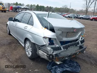 2009 Mercedes-Benz C-Class 3.0L Sport with VIN WDDGF81X89F234426, listed as a IAAI auction lot 41999986 with 206,884 mi miles. Bid and sale history available at carsss.com. Image 6.