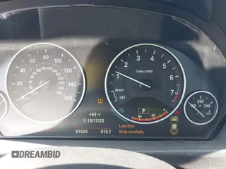 2015 BMW 3 Series 328i xDrive с VIN WBA3B5C55FF961143, выставлен на аукционе IAAI как лот 42561041 с пробегом 61 624 миль миль и . История ставок и продаж доступна на DreamBid. Изображение 7.