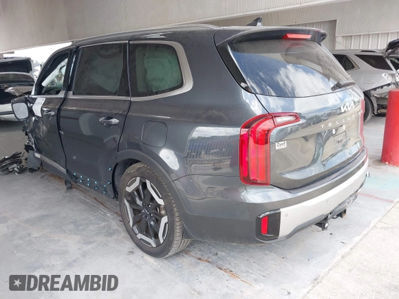 2023 Kia Telluride S with VIN 5XYP6DGC7PG405488, listed as a IAAI auction lot 42135176 with 16,799 mi miles and . Bid and sale history available at DreamBid. Image 3.