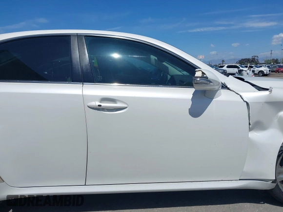 2013 Lexus IS 250 with VIN JTHBF5C29D5185531, listed as a IAAI auction lot 41922094 with 124,507 mi miles and . Bid and sale history available at DreamBid. Image 13.