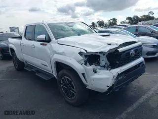 2024 Toyota Tacoma 4WD SR5 with VIN 3TYLB5JNXRT007339, listed as a IAAI auction lot 41432778 with 4,038 mi miles. Bid and sale history available at carsss.com. Image 1.