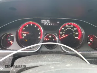2015 GMC Acadia SLE z VIN 1GKKVPKD2FJ209072, wystawiony jako Copart lot #54485695 z przebiegiem 174 322 mil mil oraz Czysty tytuł • Clean title. Historia ofert i sprzedaży dostępna na DreamBid. Obrazek 9.