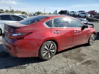 2017 Nissan Altima S z VIN 1N4AL3AP9HC242763, wystawiony jako Copart lot #43563185 z przebiegiem 133 871 mil mil oraz Szkoda całkowita • Salvage title. Historia ofert i sprzedaży dostępna na DreamBid. Obrazek 3.