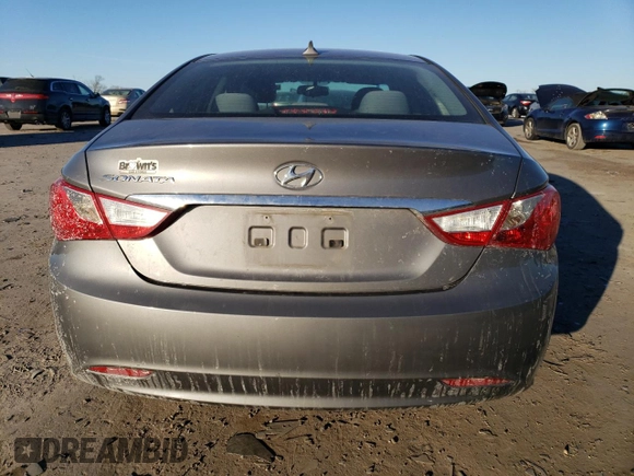 2012 Hyundai Sonata GLS with VIN 5NPEB4AC2CH476659, listed as a Copart auction lot 43111035 with 211,479 mi miles and Clean Title. Bid and sale history available at carsss.com. Image 6.
