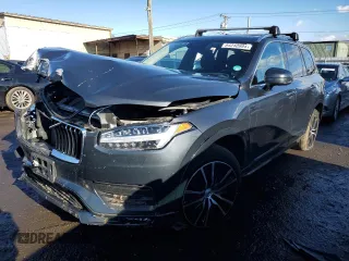 2022 Volvo XC90 Momentum with VIN YV4A22PK7N1811553, listed as a Copart auction lot 84240994 with 42,179 mi miles and Salvage Title. Bid and sale history available at carsss.com. Image 1.