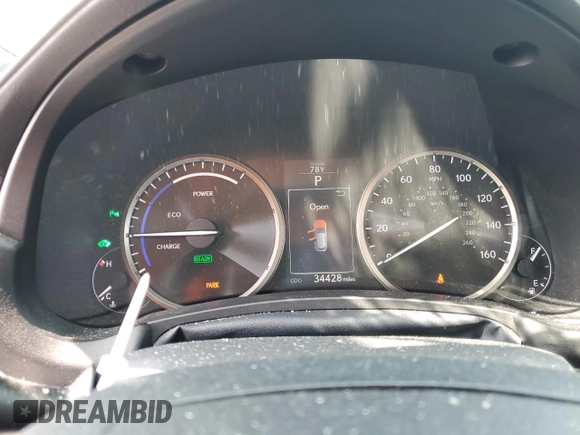 2017 Lexus NX 300h with VIN JTJBJRBZ1H2066494, listed as a Copart auction lot 61960475 with 34,428 mi miles and Salvage title. Bid and sale history available at DreamBid. Image 9.