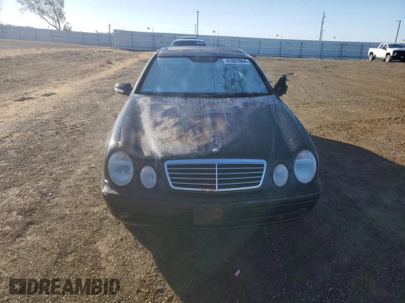 2002 Mercedes-Benz CLK 320/430 with VIN WDBLJ70G02T100860, listed as a Copart auction lot 81083964 with 88,875 mi miles and Salvage Title. Bid and sale history available at DreamBid. Image 5.