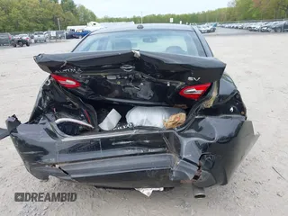 2016 Nissan Altima SR z VIN 1N4AL3AP6GC241150, wystawiony jako IAAI lot #42253496 z przebiegiem 68 588 mil mil oraz . Historia ofert i sprzedaży dostępna na DreamBid. Obrazek 16.