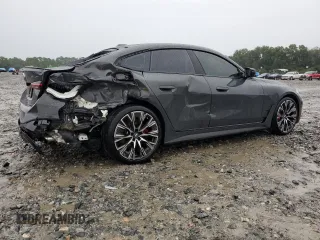 2023 BMW 4 Series M440i with VIN WBA63AW06PFN54632, listed as a Copart auction lot 70994044 with 11,718 mi miles and Salvage title. Bid and sale history available at DreamBid. Image 3.