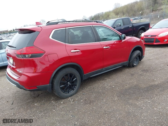 2017 Nissan Rogue SL with VIN 5N1AT2MV6HC804080, listed as a IAAI auction lot 42089037 with 80,398 mi miles. Bid and sale history available at carsss.com. Image 4.