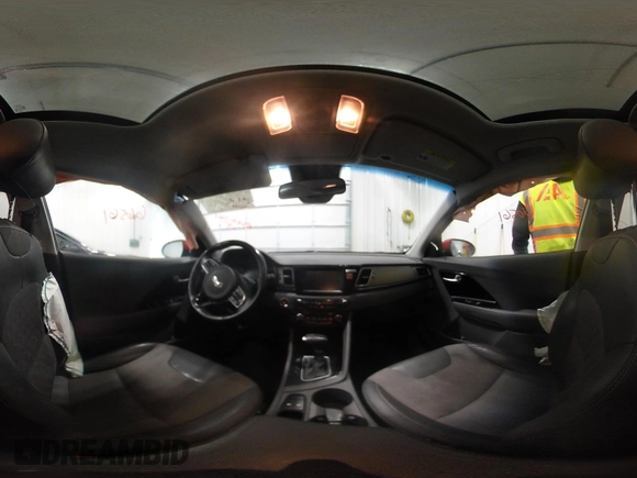 2017 Kia Niro Touring Launch Edition with VIN KNDCC3LC6H5102042, listed as a IAAI auction lot 41666561 with 191,584 mi miles. Bid and sale history available at carsss.com. Image 18.