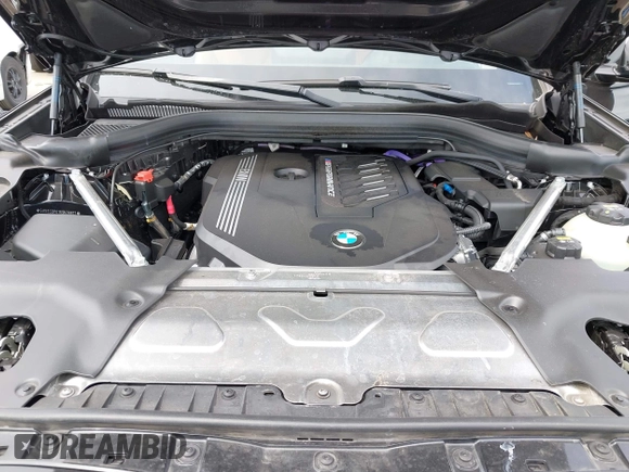 2022 BMW X3 M40i with VIN 5UX83DP01N9N28817, listed as a IAAI auction lot 41939093 with 19,011 mi miles. Bid and sale history available at carsss.com. Image 10.