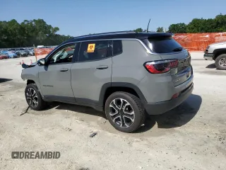 2022 Jeep Compass Limited с VIN 3C4NJDCB9NT146236, выставлен на аукционе Copart как лот 57280045 с пробегом 30 841 миль миль и На запчасти • Non repairable. История ставок и продаж доступна на DreamBid. Изображение 2.