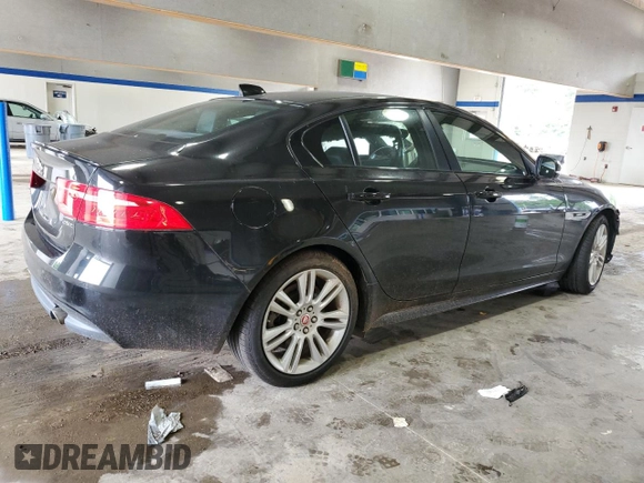 2018 Jaguar XE with VIN SAJAF4FX8JCP39410, listed as a Copart auction lot 61433984 with 38,303 mi miles and Salvage Title. Bid and sale history available at DreamBid. Image 3.