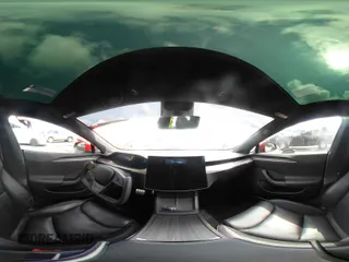 2021 Tesla Model S Plaid z VIN 5YJSA1E69MF439987, wystawiony jako IAAI lot #42496725 z przebiegiem 25 mil mil oraz . Historia ofert i sprzedaży dostępna na DreamBid. Obrazek 20.