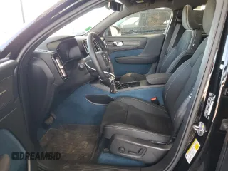 2023 Volvo C40 Recharge Pure Electric Ultimate with VIN YV4ED3GM6P2062387, listed as a Copart auction lot 61333974 with 26,868 mi miles and Clean Title. Bid and sale history available at carsss.com. Image 7.