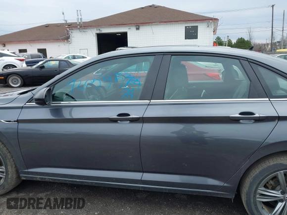 2019 Volkswagen Jetta S with VIN 3VWC57BU5KM250435, listed as a IAAI auction lot 42059574 with 60,017 mi miles and . Bid and sale history available at DreamBid. Image 14.