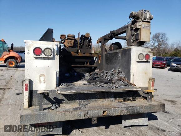 2019 Ford F-350 XL z VIN 1FD8X3HT6KED71440, wystawiony jako Copart lot #46765714 z przebiegiem Nie podano mil oraz Nie do naprawy • Non repairable. Historia ofert i sprzedaży dostępna na DreamBid. Obrazek 6.