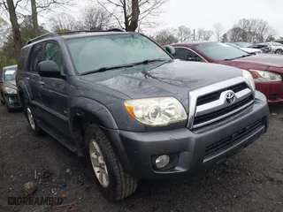 2006 Toyota 4Runner SR5 with VIN JTEZU14R860082297, listed as a IAAI auction lot 41872492 with 297,096 mi miles. Bid and sale history available at carsss.com. Image 1.