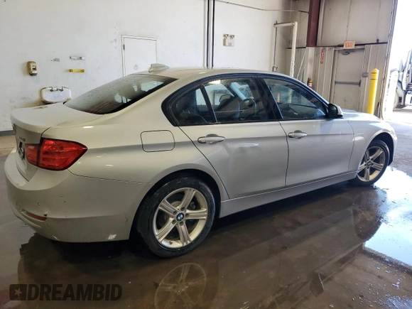 2015 BMW 3 Series 328i xDrive with VIN WBA3B5C5XFF962062, listed as a Copart auction lot 53622495 with 61,575 mi miles and Salvage Title. Bid and sale history available at carsss.com. Image 3.