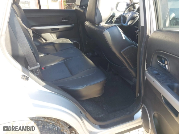 2013 Suzuki Grand Vitara Limited with VIN JS3TE0D74D4100091, listed as a IAAI auction lot 41684748 with 176,696 mi miles. Bid and sale history available at carsss.com. Image 8.