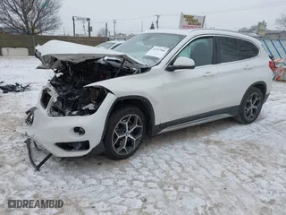 2018 BMW X1 xDrive28i with VIN WBXHT3C33J3H29973, listed as a IAAI auction lot 41547866 with 1 mi miles. Bid and sale history available at carsss.com. Image 18.