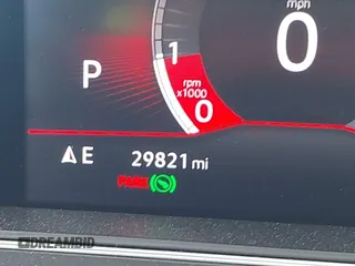2022 Volkswagen Tiguan SE R-Line Black z VIN 3VVCB7AX8NM105497, wystawiony jako IAAI lot #42506294 z przebiegiem 29 821 mil mil oraz . Historia ofert i sprzedaży dostępna na DreamBid. Obrazek 16.
