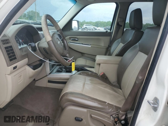 2008 Jeep Liberty Limited with VIN 1J8GN58K08W235308, listed as a Copart auction lot 55556915 with 171,204 mi miles and Clean Title. Bid and sale history available at DreamBid. Image 7.