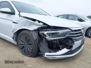 2019 Volkswagen Jetta SEL с VIN 3VWE57BU7KM052772, выставлен на аукционе IAAI как лот 42363391 с пробегом 108 824 миль миль и . История ставок и продаж доступна на DreamBid. Изображение 6.