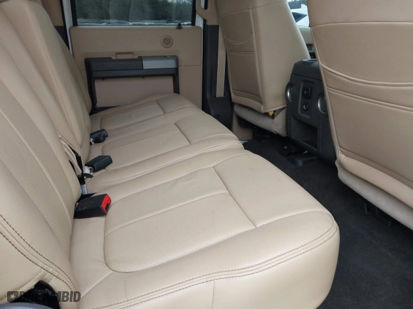 2014 Ford Super Duty F-250 SRW XL with VIN 1FT7W2BT8EEB74439, listed as a IAAI auction lot 41542364 with 226,106 mi miles. Bid and sale history available at carsss.com. Image 8.
