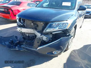 2015 Nissan Pathfinder SL with VIN 5N1AR2MMXFC707838, listed as a IAAI auction lot 41676400 with 110,804 mi miles and . Bid and sale history available at DreamBid. Image 6.