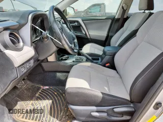 2018 Toyota RAV4 XLE with VIN JTMWFREV4JD132500, listed as a Copart auction lot 59790105 with 48,066 mi miles and Salvage title. Bid and sale history available at DreamBid. Image 7.