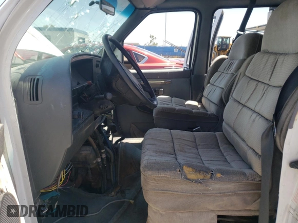1995 Ford Econoline Cargo with VIN 1FDEE14H0SHA66402, listed as a Copart auction lot 61199173 with Not Provided miles and Non Repairable. Bid and sale history available at DreamBid. Image 7.