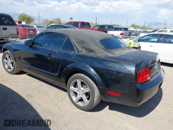 2005 Ford Mustang Deluxe with VIN 1ZVFT84N855209094, listed as a IAAI auction lot 42564618 with 222,713 mi miles and . Bid and sale history available at DreamBid. Image 3.